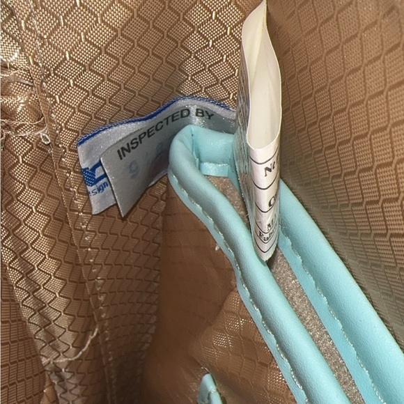 Elegant Aqua Women's Handbag - Picture 3 of 4